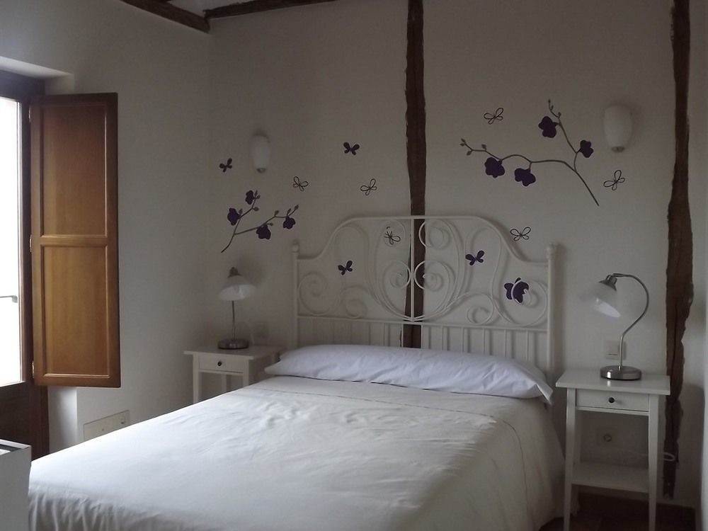 Apartamentos San Francisco 58 サント・ドミンゴ・デ・ラ・カルサーダ エクステリア 写真